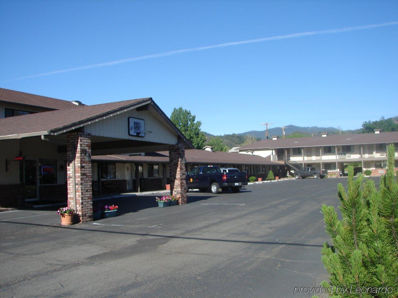 Klamath Motor Lodge Yreka Exterior foto